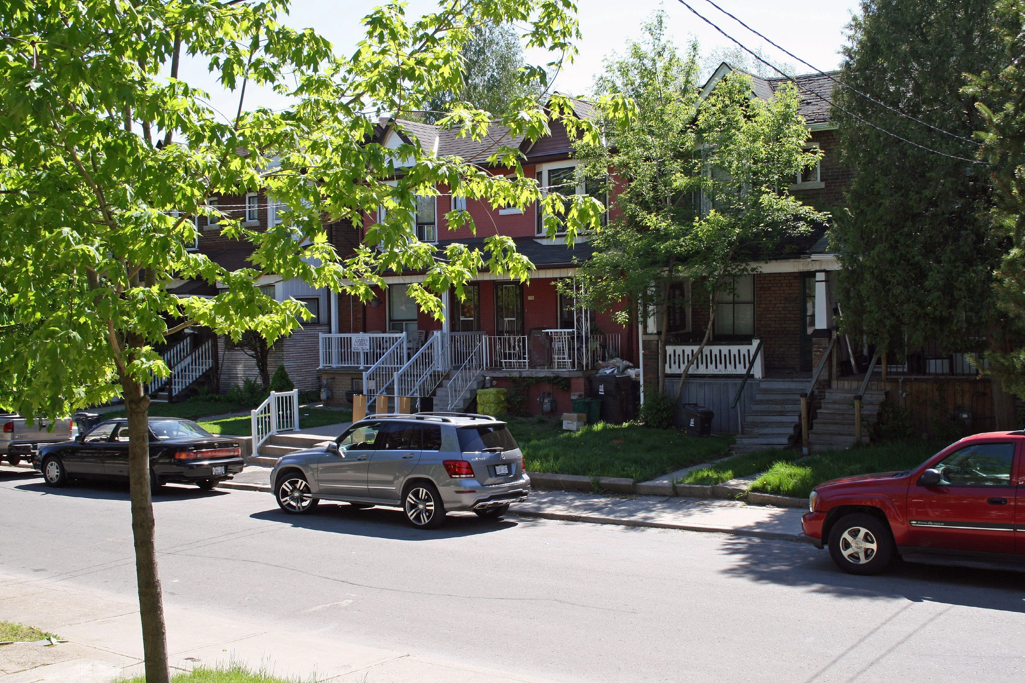 139 Campbell Avenue, Toronto, ON M6P3V1, Presented by Kathy and Lauren